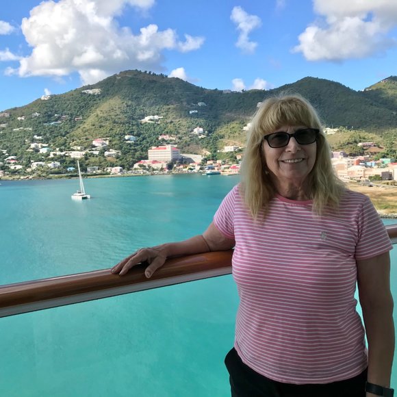 Meet your Posher, Janet - Picture 6 of 8